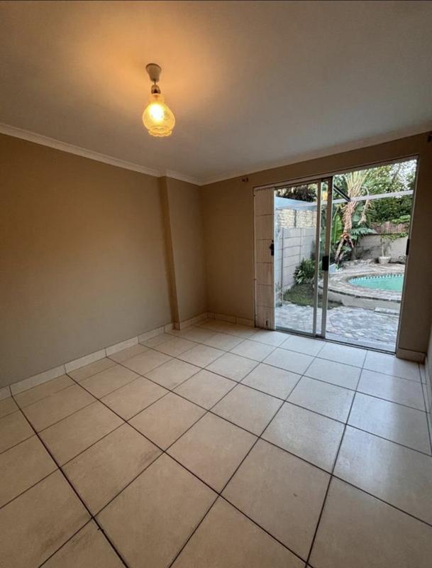 To Let 5 Bedroom Property for Rent in Claremont Western Cape